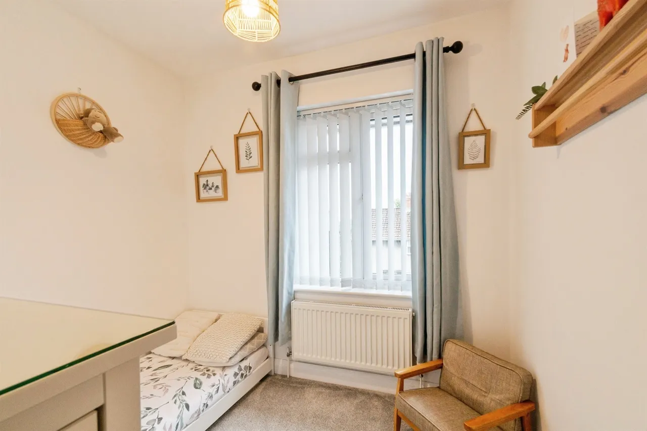 Heol Tir Bach, Caerphilly, CF83, photo 21