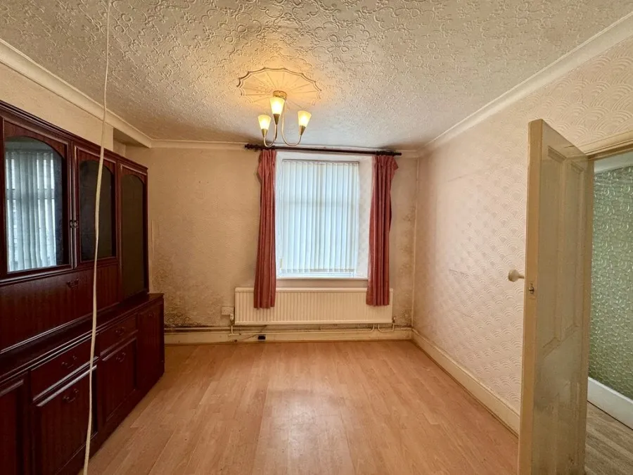 Twynyrodyn Road, Merthyr Tydfil, photo 4