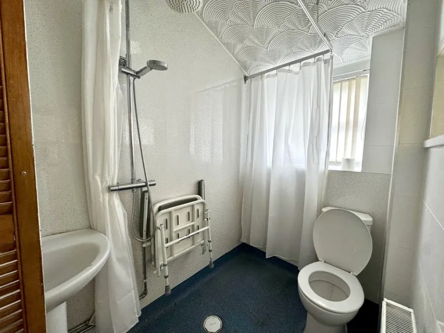 Twynyrodyn Road, Merthyr Tydfil, photo 5