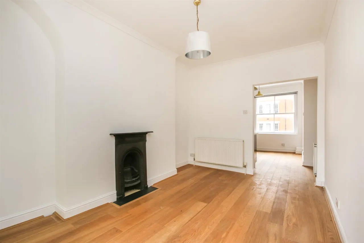 Almeida Street, London, N1, photo 3