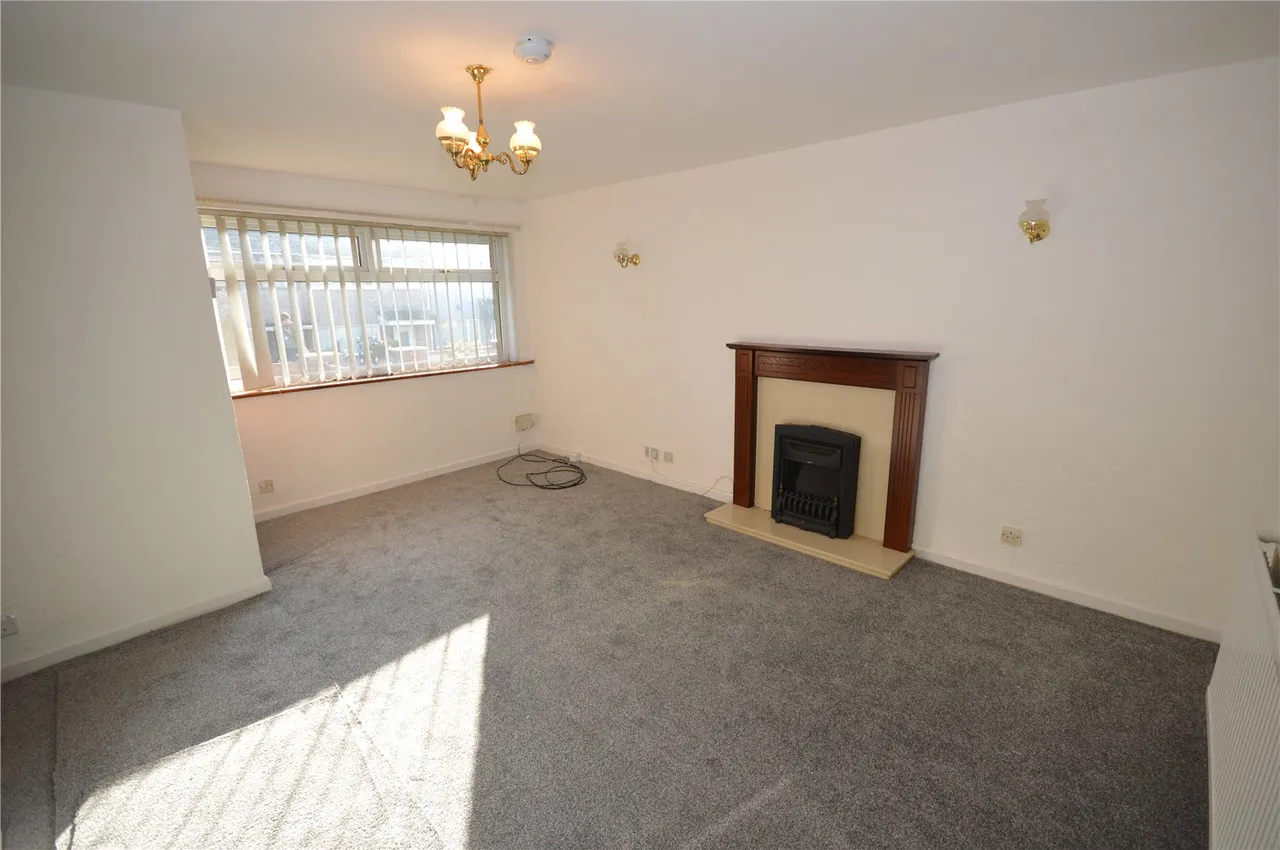 Sheila Walk, Liverpool, L10, photo 8