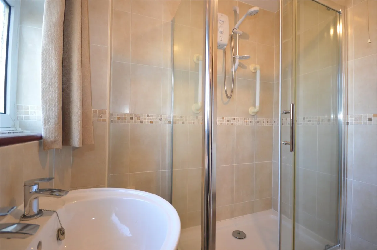 Sheila Walk, Liverpool, L10, photo 12