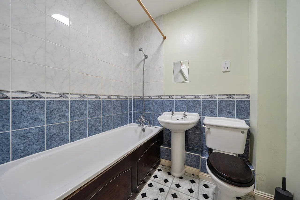 Lullingstone Lane, SE13, photo 9