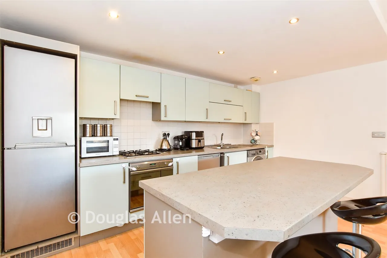 Victoria Road, Romford, RM1, photo 11
