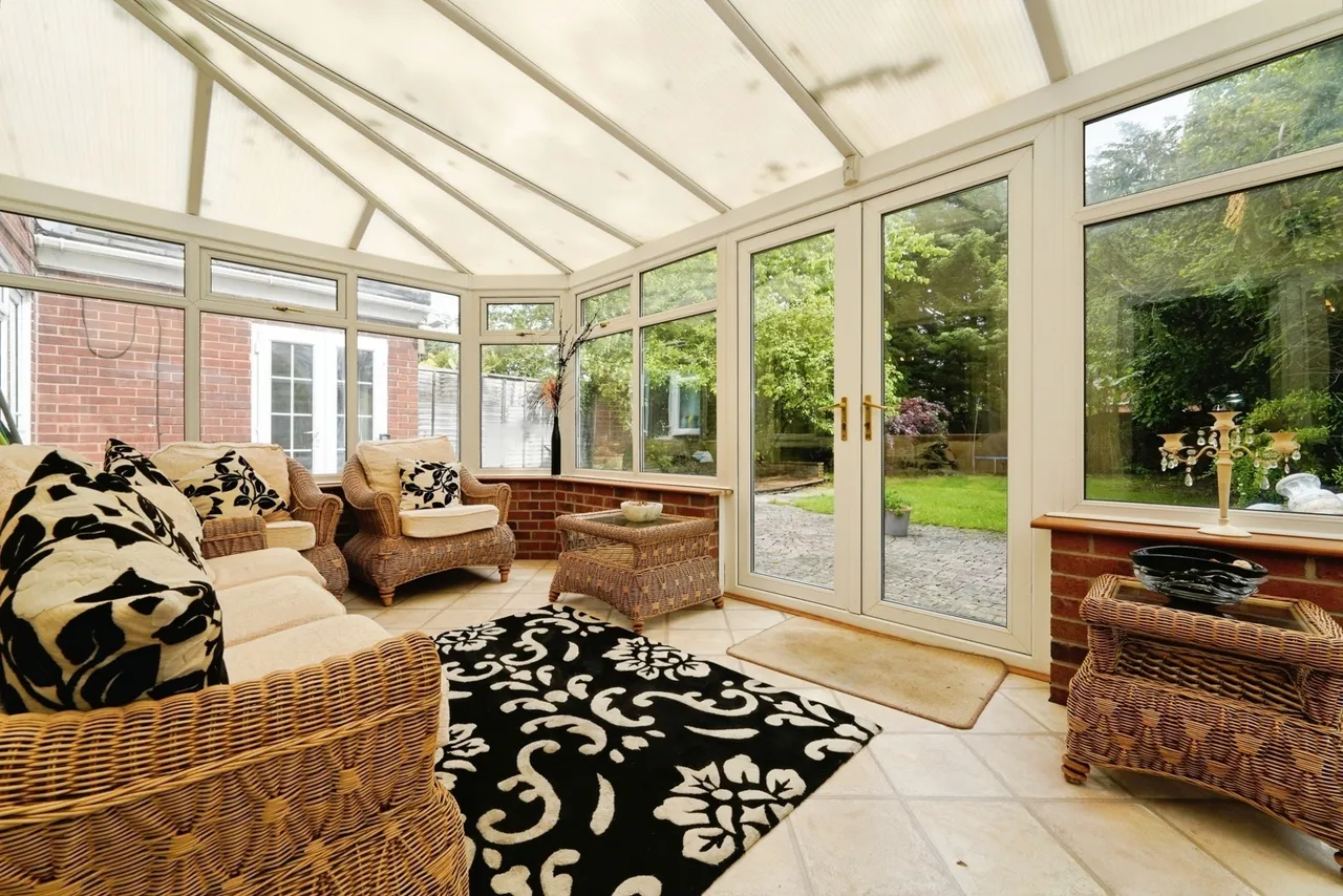 Swinton Lane, Worcester, WR2, photo 5