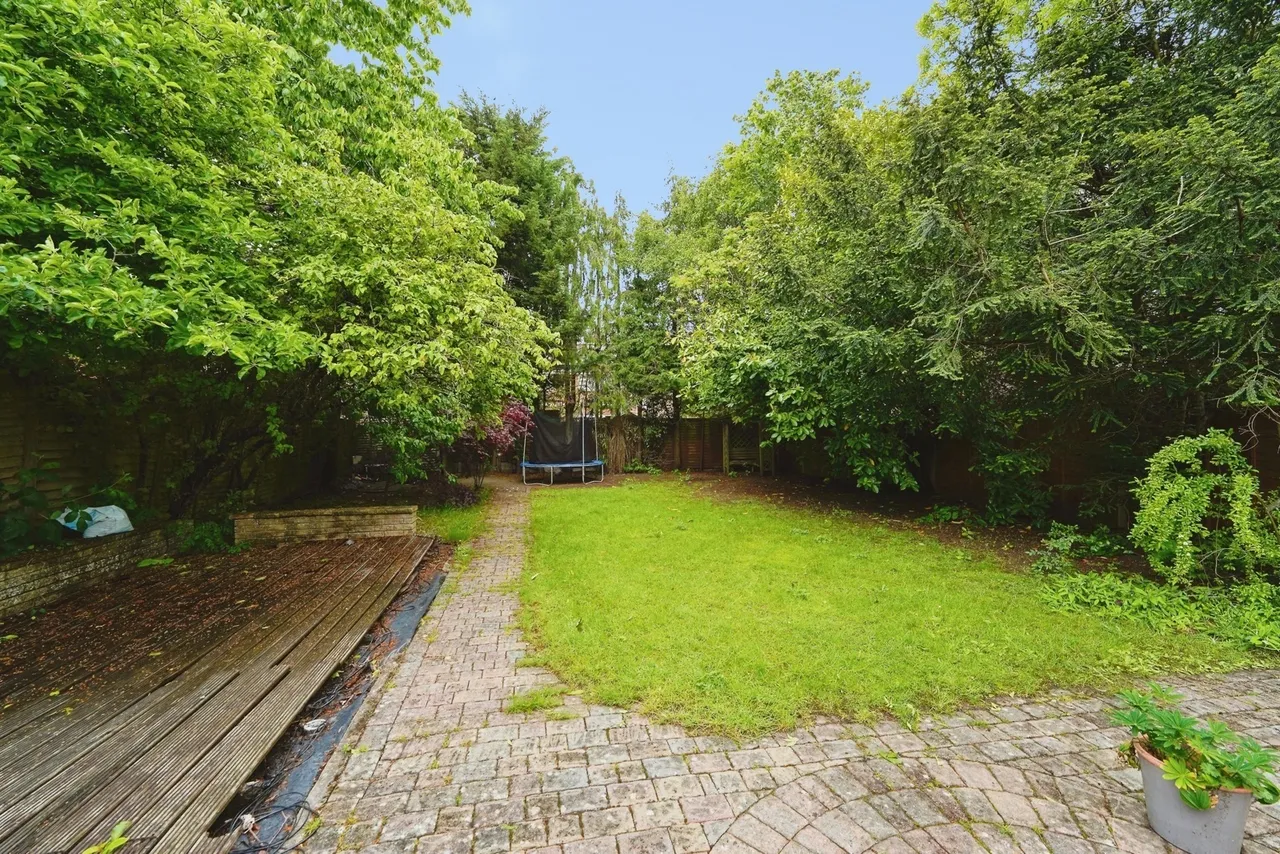 Swinton Lane, Worcester, WR2, photo 12