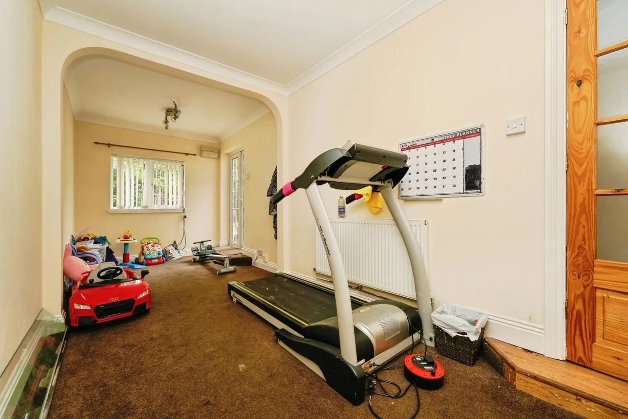 Swinton Lane, Worcester, WR2, photo 9