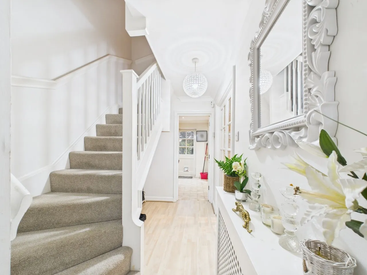 Hampton Close, London, N11, photo 5