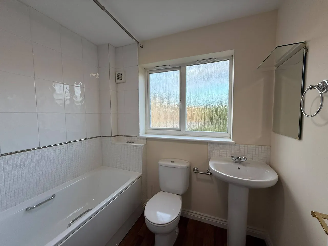 Elmcroft Close, Beck Row, BURY ST. EDMUNDS, photo 8