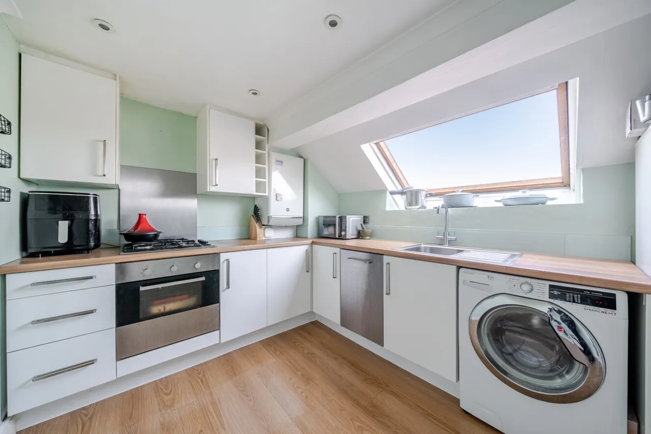1 bed flat to rent, Garratt Terrace, London, SW17