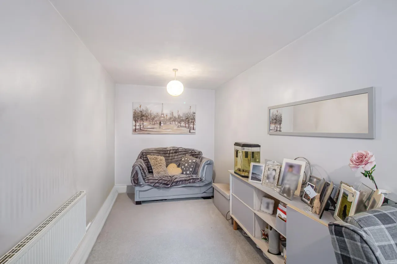 Farm View, New Tupton, S42, photo 12