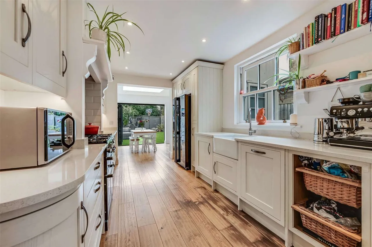 Manor Road, Chelmsford, Essex, CM2 0ER, photo 6