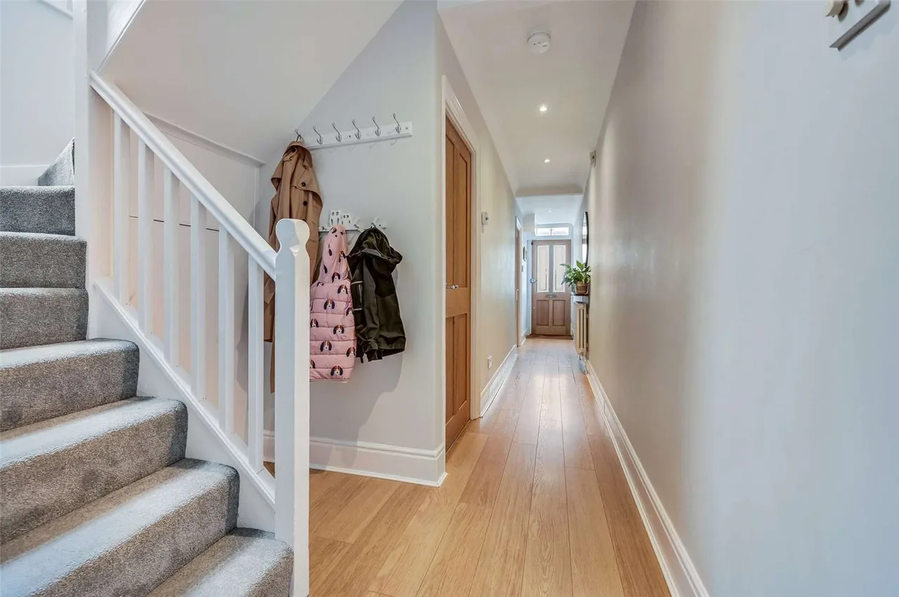 Manor Road, Chelmsford, Essex, CM2 0ER, photo 5
