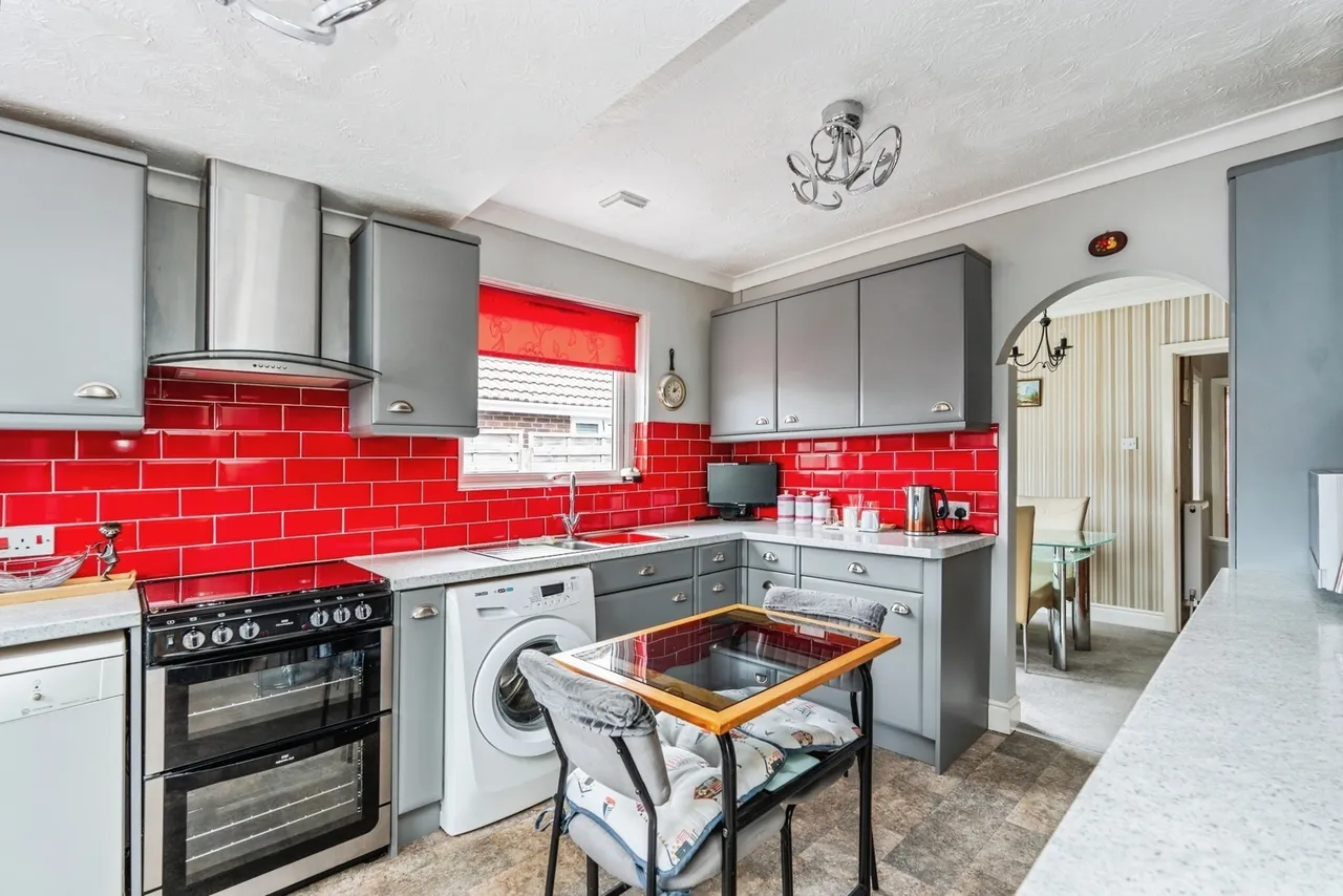 Westover Road, Old Redbridge, SO16, photo 10