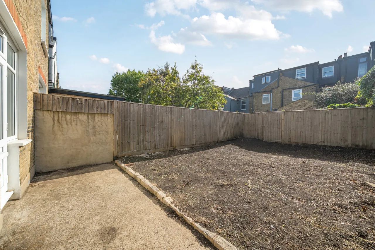 Plough Lane, Wimbledon, SW19, photo 18