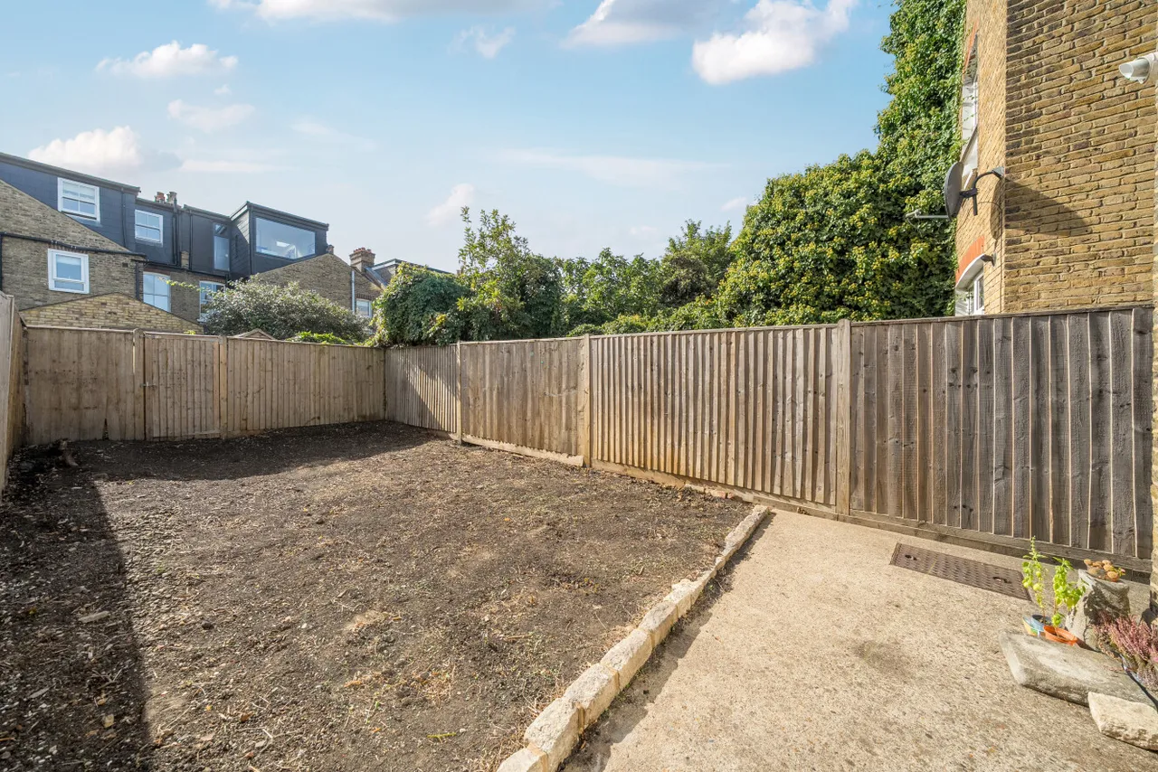 Plough Lane, Wimbledon, SW19, photo 10