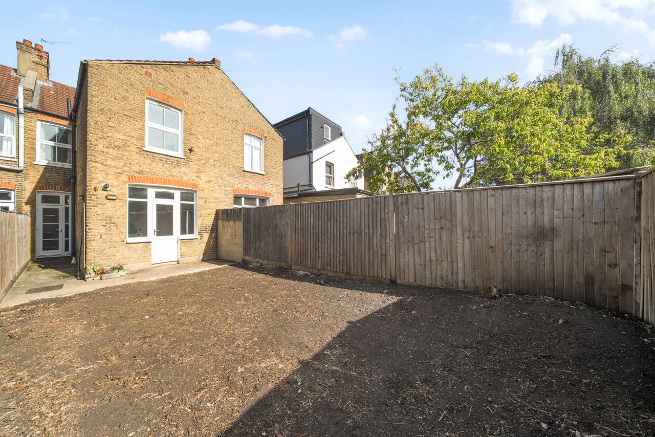 Plough Lane, Wimbledon, SW19, photo 5