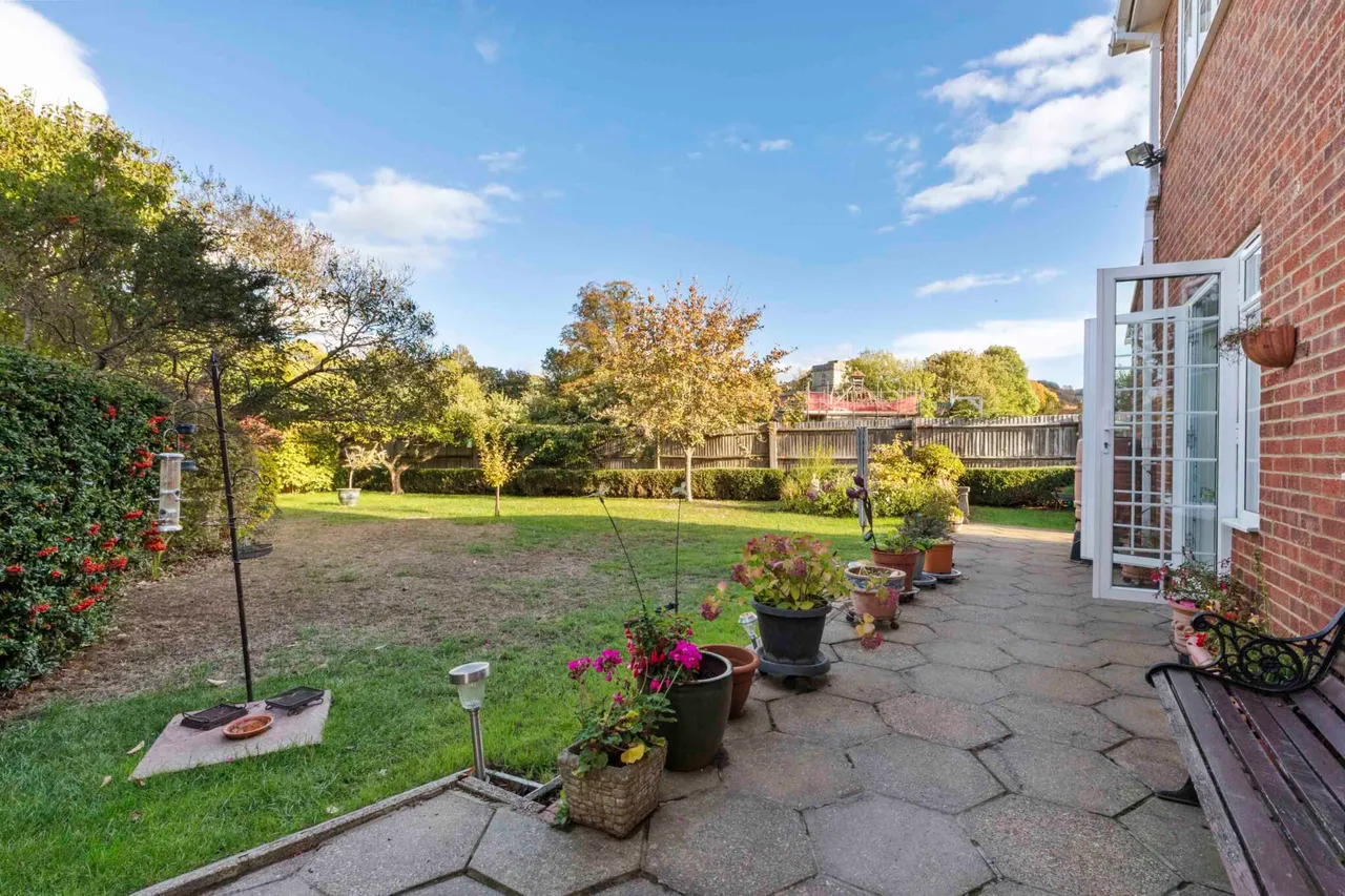 Kings Oak Close, Monks Risborough, HP27, photo 10