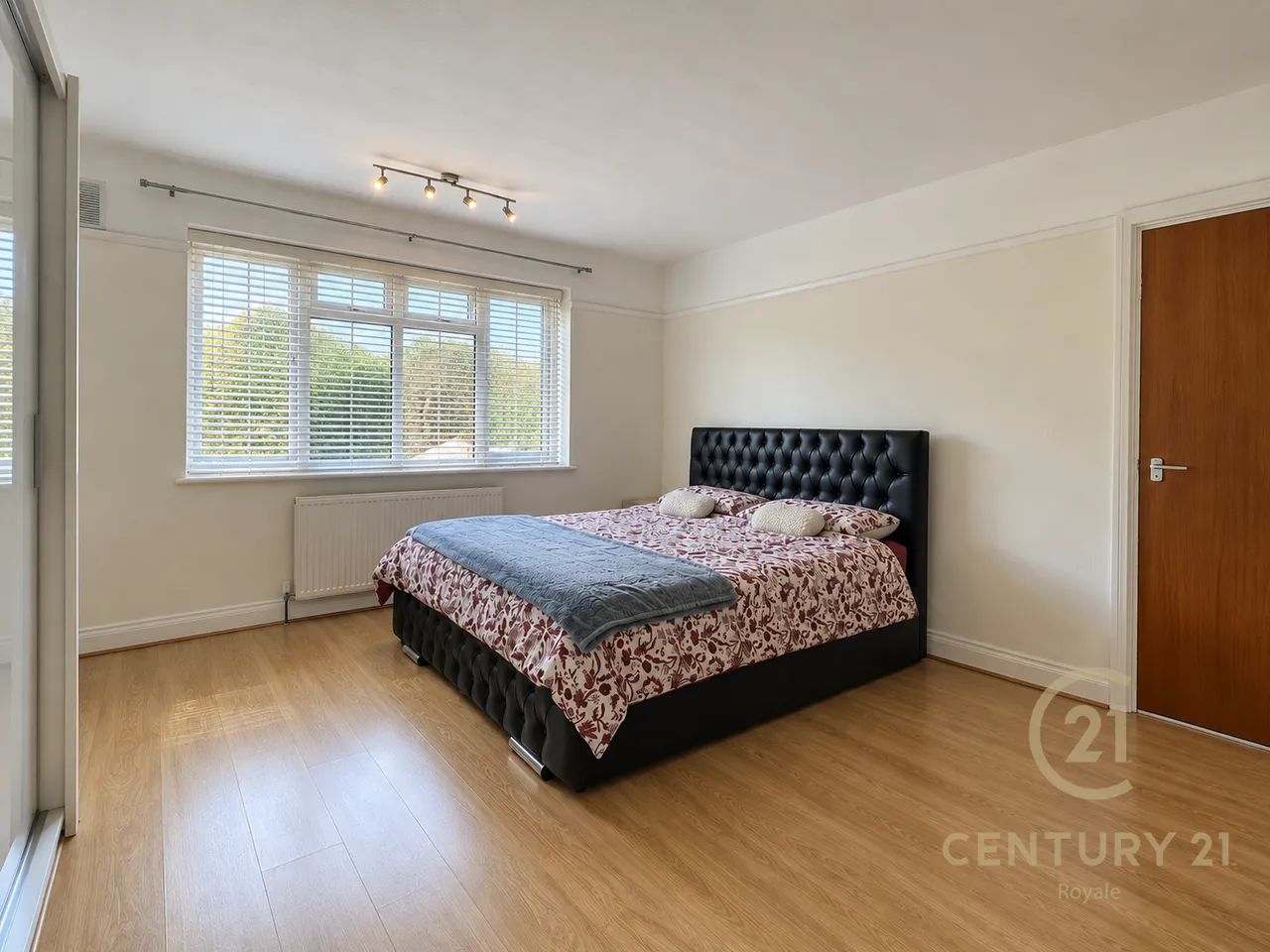 The Avenue, Worcester Park, KT4, photo 6