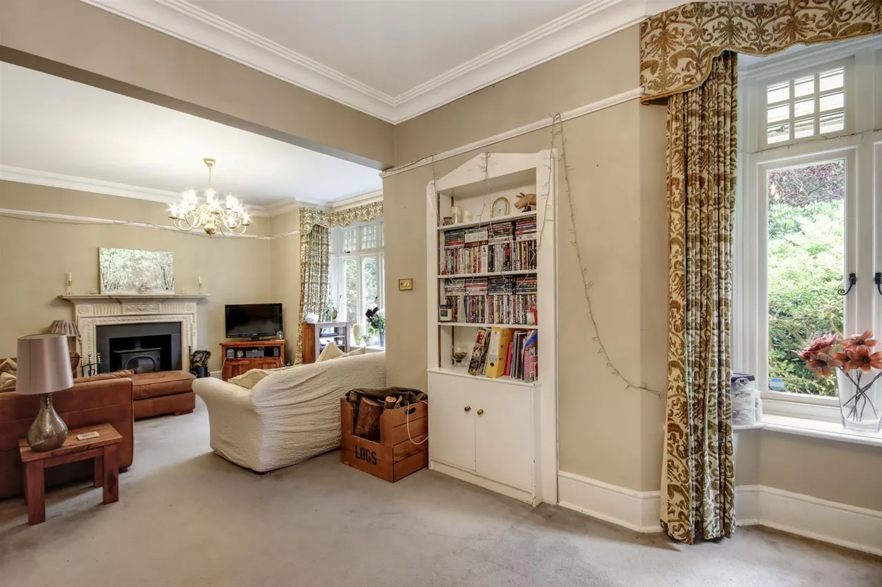 Main Road, Westerham, photo 12