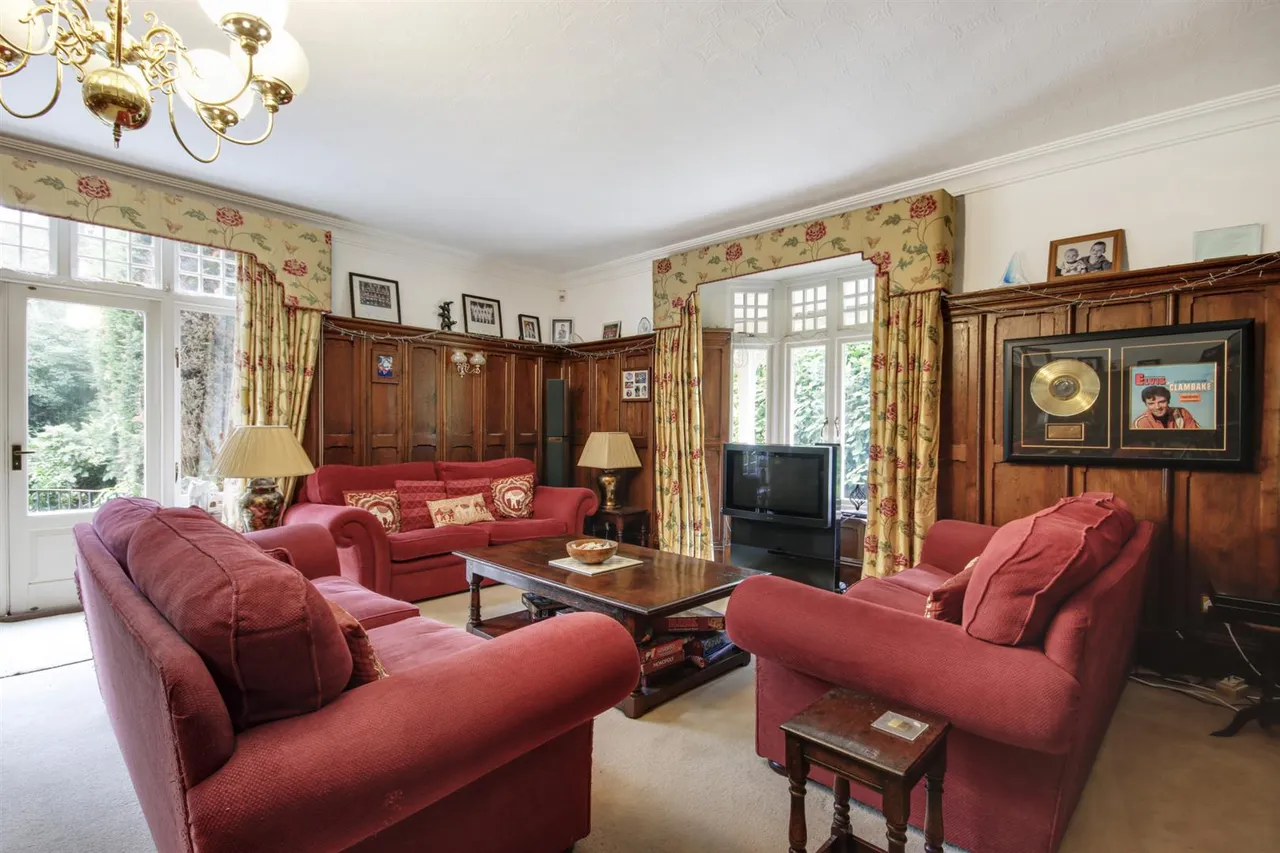 Main Road, Westerham, photo 11