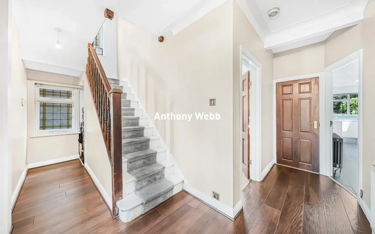 Morton Way, Southgate, N14, photo 4