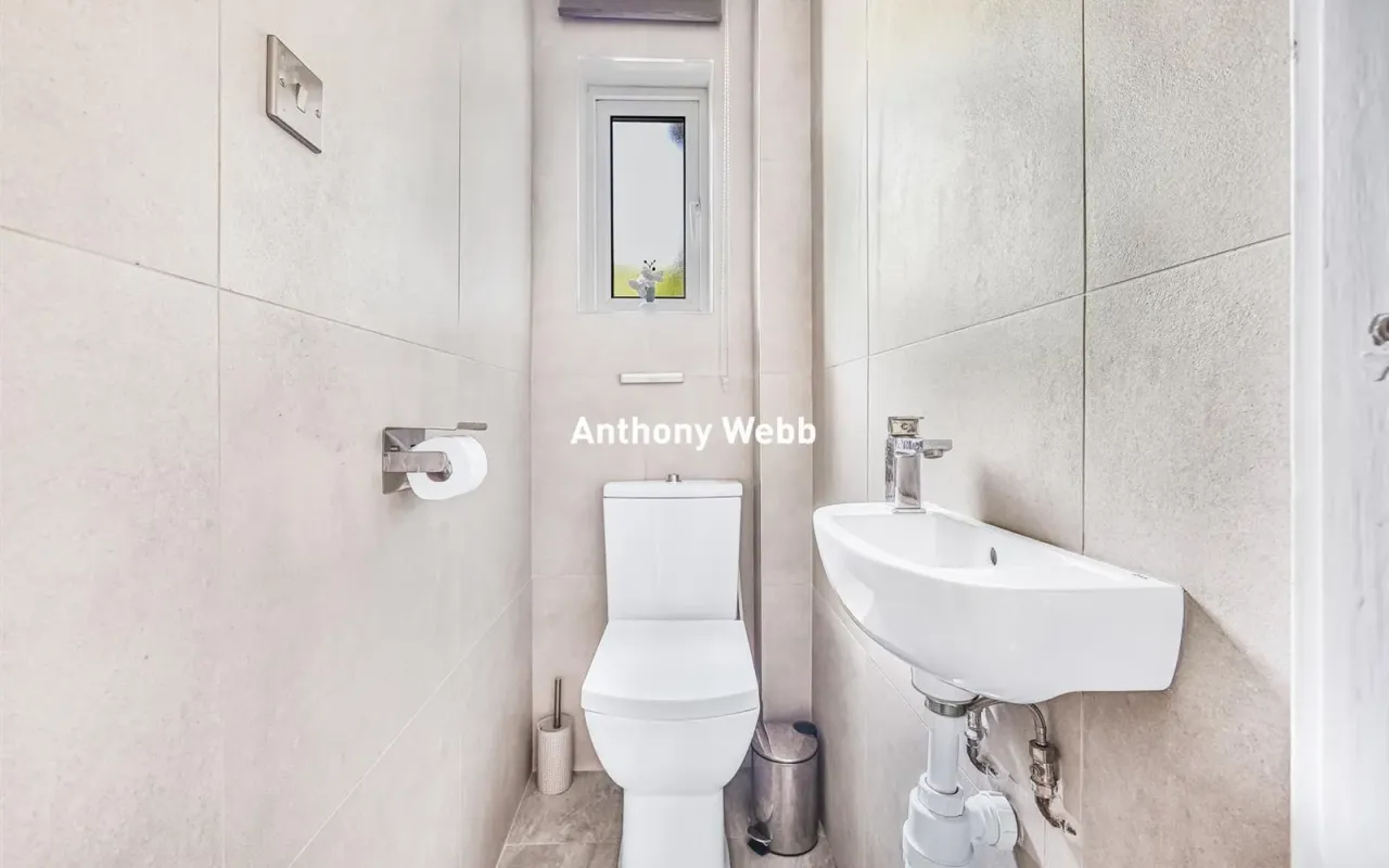 Morton Way, Southgate, N14, photo 12