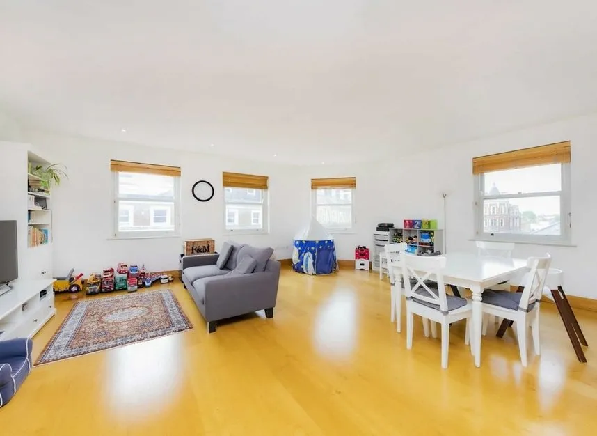 Hereford Road, W2, photo 2