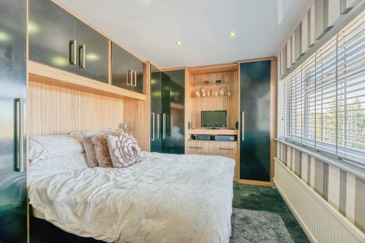 Stirling Court, Briercliffe, Burnley, Lancashire, BB10, photo 23