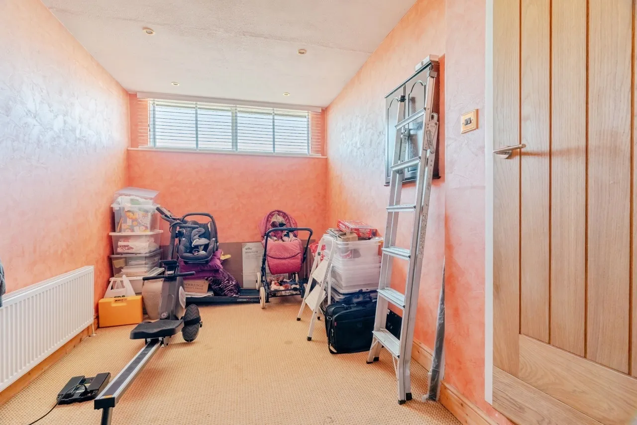 Stirling Court, Briercliffe, Burnley, Lancashire, BB10, photo 28