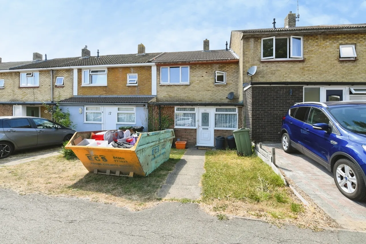 2 bed house for sale — Waldegrave, Basildon, Essex, SS16