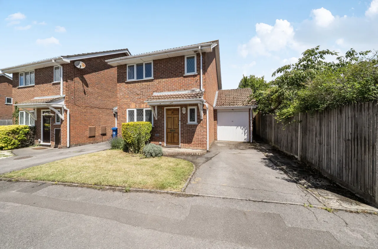 3 bed house for sale — Radnor Road, Bracknell, Berkshire, RG12 9FD