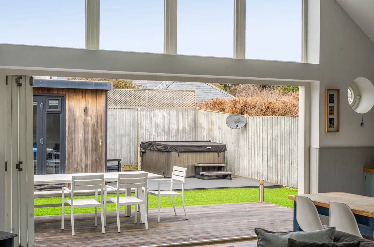 Charlmead, East Wittering, PO20, photo 22