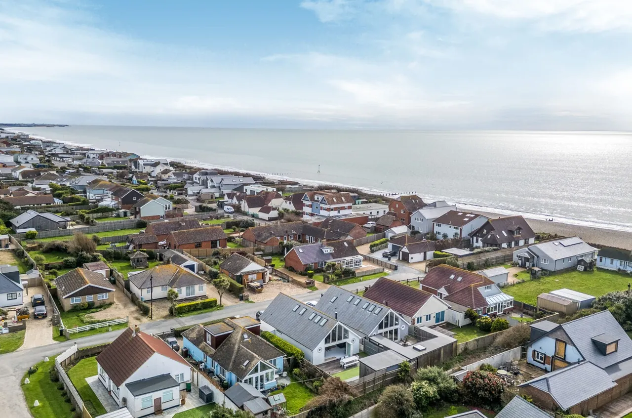 Charlmead, East Wittering, PO20, photo 26
