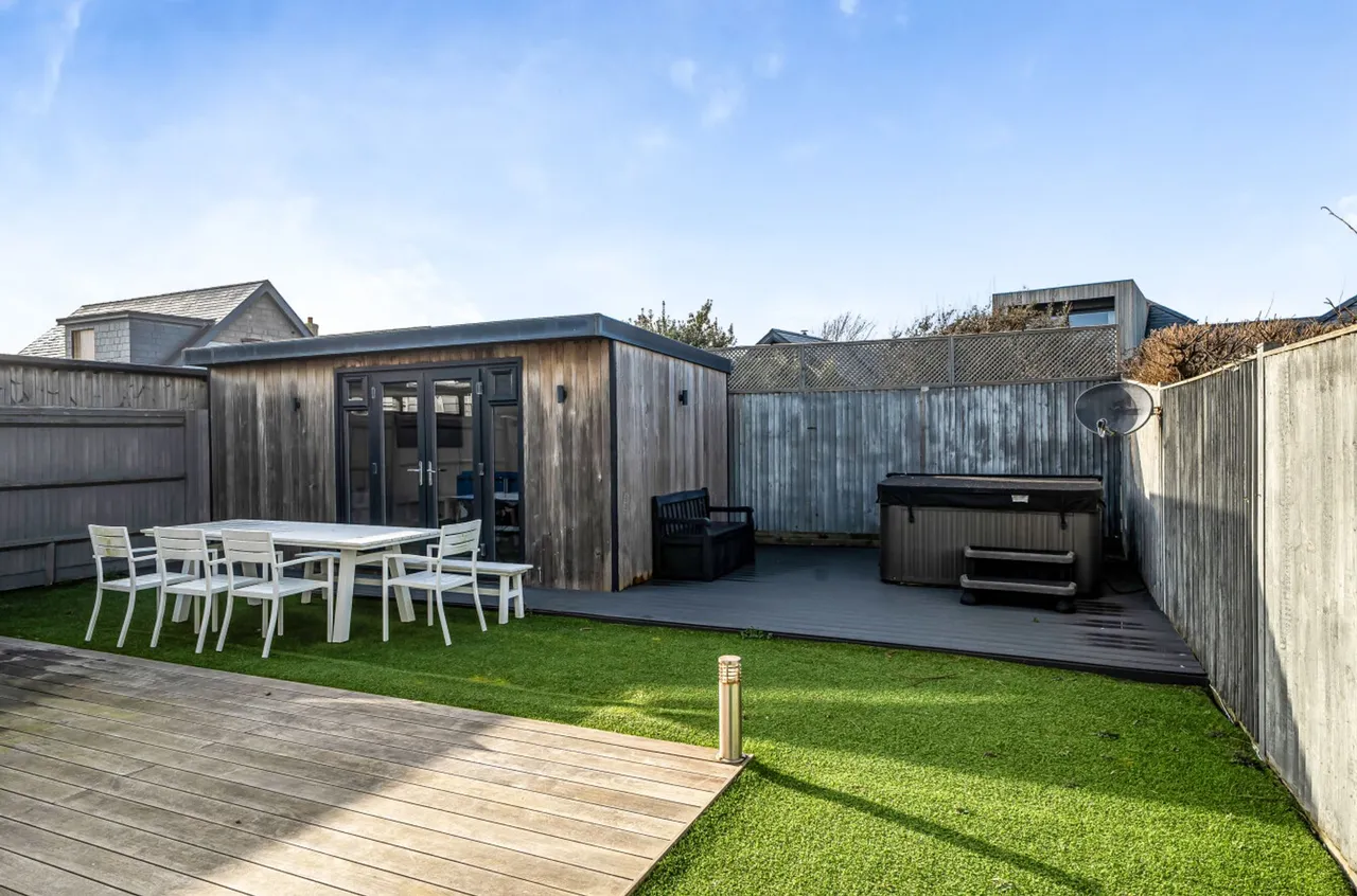 Charlmead, East Wittering, PO20, photo 18