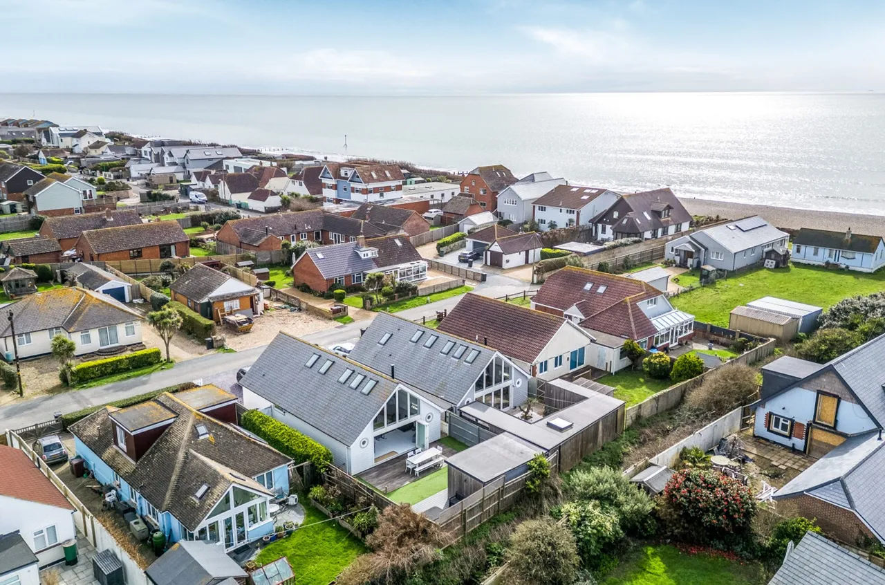 Charlmead, East Wittering, PO20, photo 21