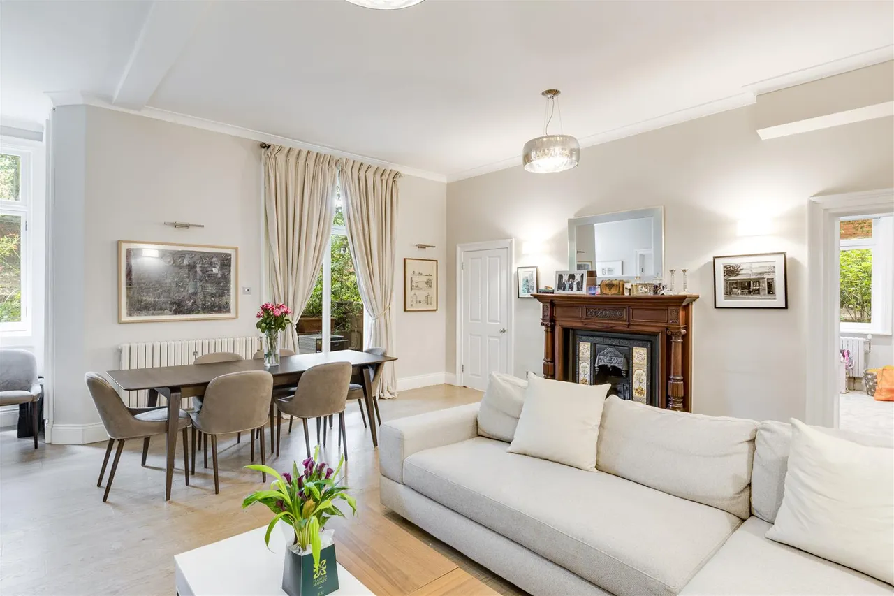 Fitzjohn's Avenue, Hampstead, NW3, photo 3