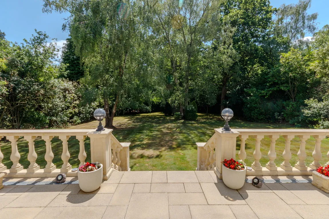 The Broadwalk, Northwood, HA6, photo 4