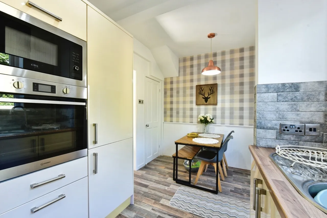 Crowder Close, SHEFFIELD, South Yorkshire, S5, photo 4
