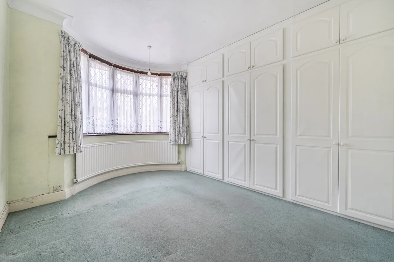 Rodney Gardens, Pinner, HA5, photo 7