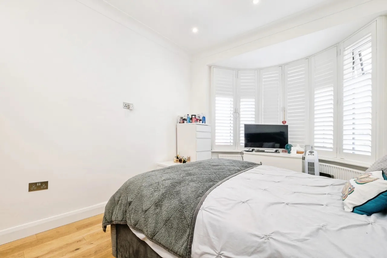 Lilian Gardens, Woodford Green, IG8, photo 25
