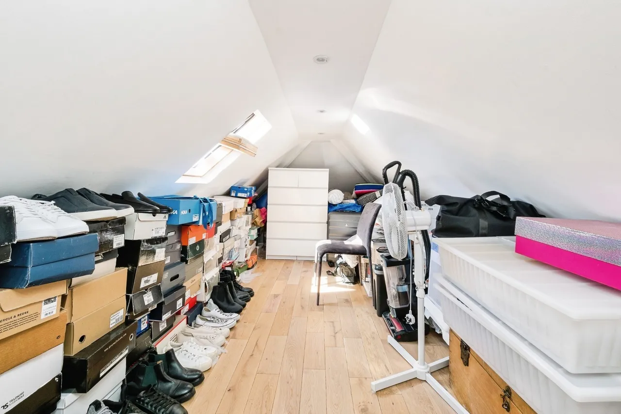 Lilian Gardens, Woodford Green, IG8, photo 23
