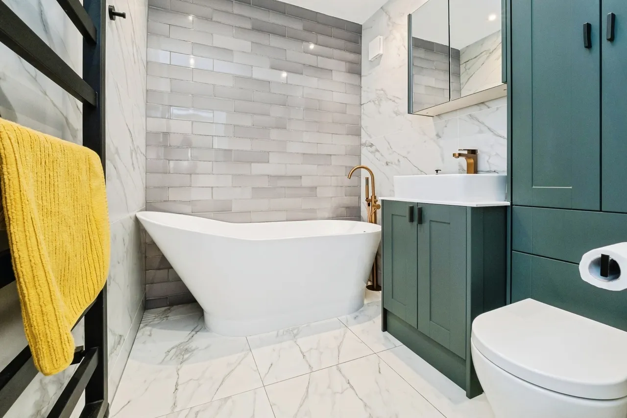 Lilian Gardens, Woodford Green, IG8, photo 24