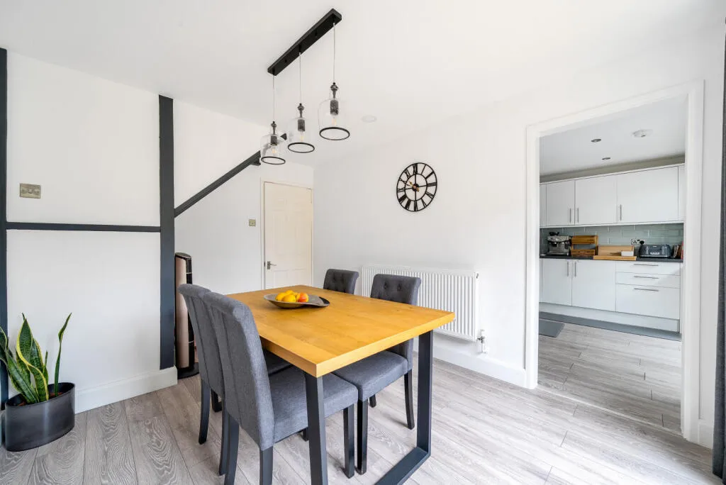 Pinewood Park, New Haw, KT15, photo 7