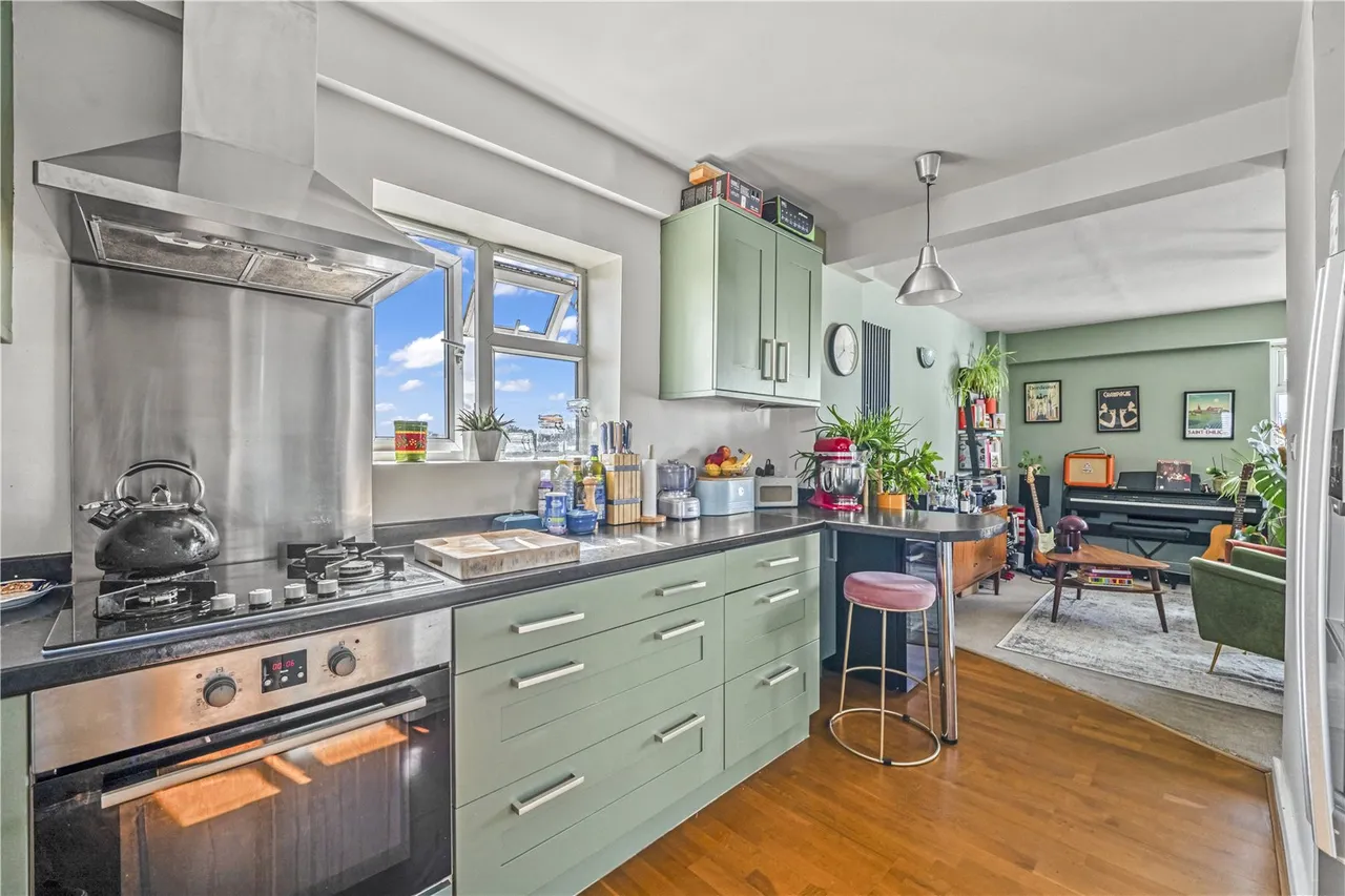 Seymour Gardens, Twickenham, TW1, photo 3