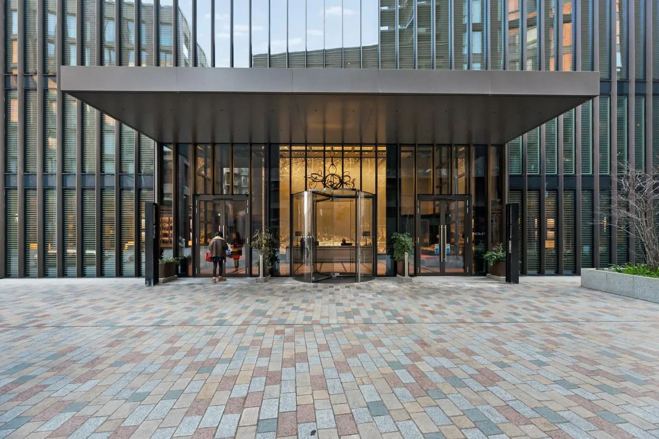 Embassy Gardens, SW11, photo 12