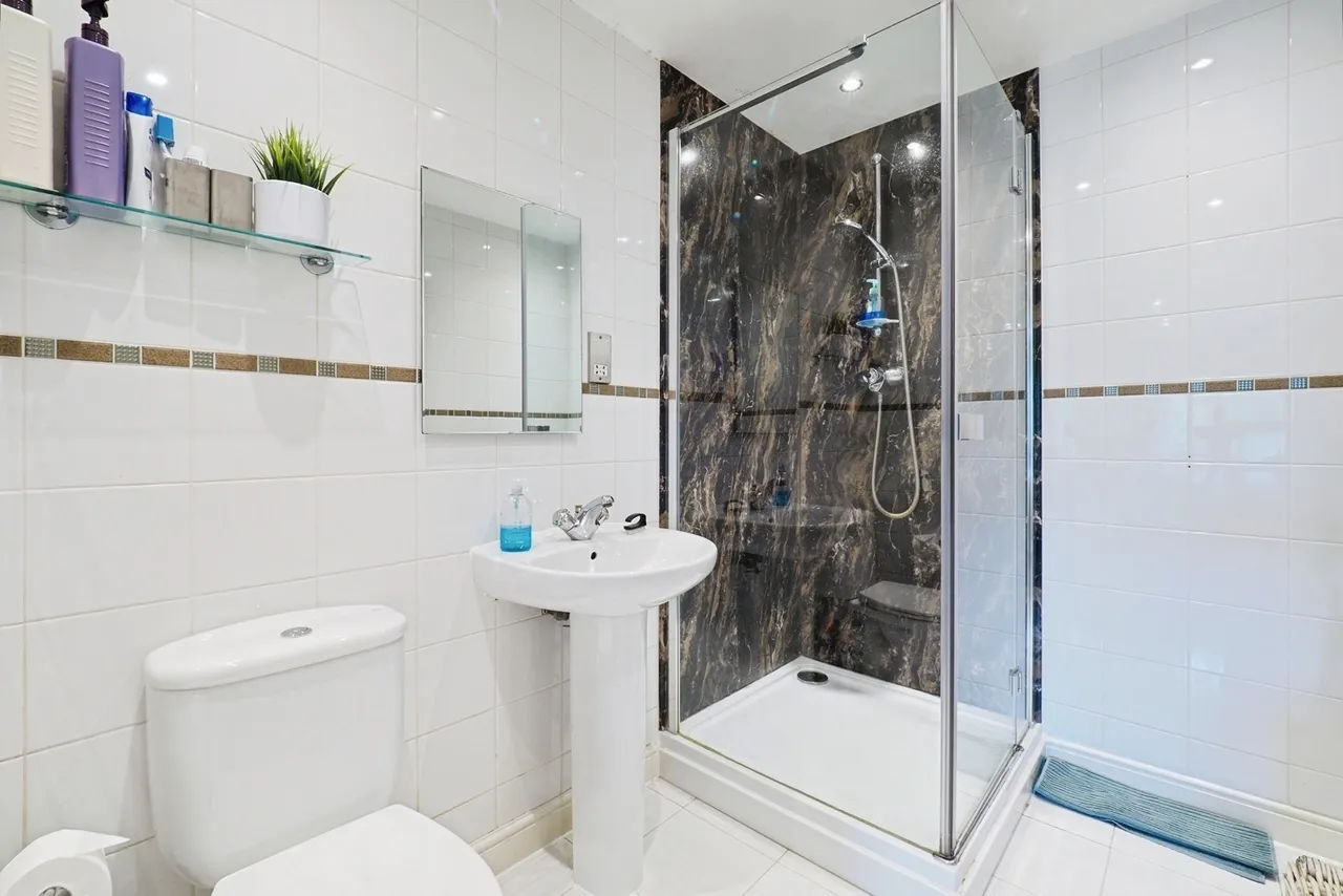 Tom Blower Close, Wollaton, Nottingham, NG8, photo 14