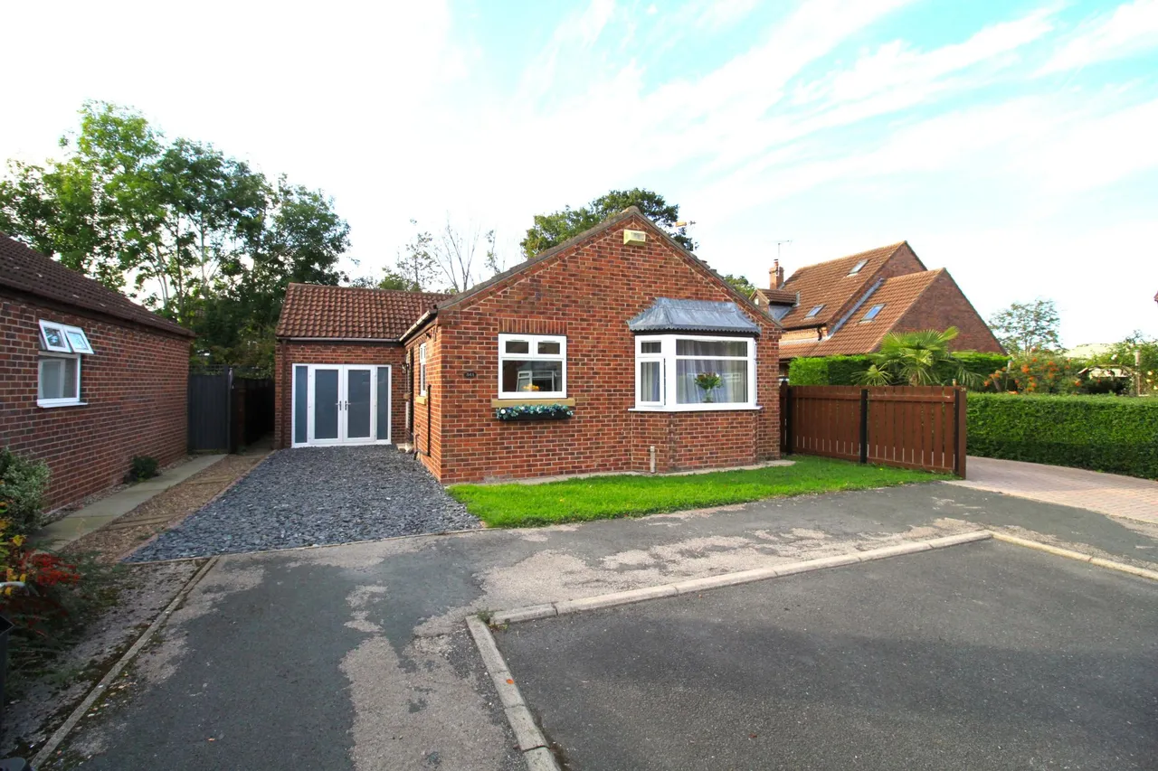 Elvington Park, Elvington, YO41, photo 2