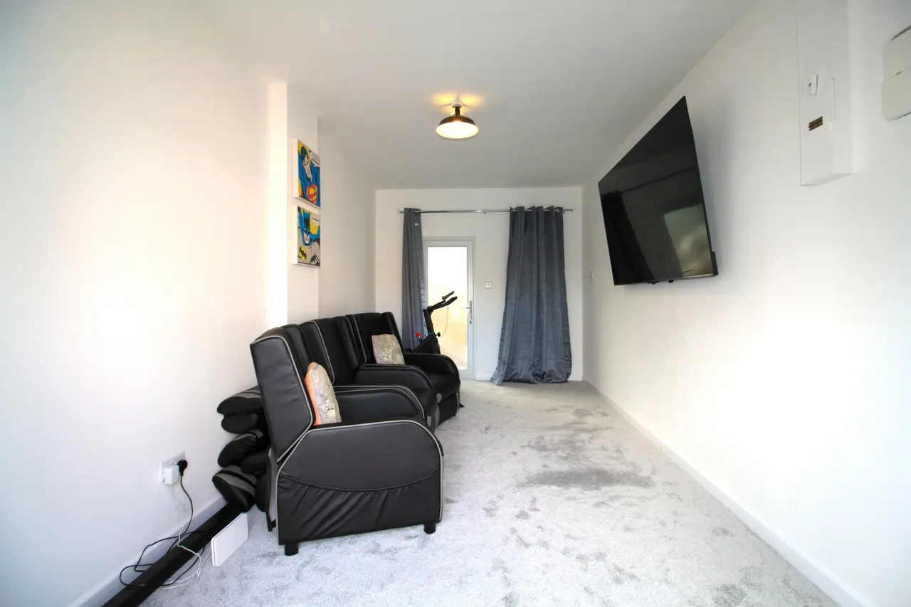 Elvington Park, Elvington, YO41, photo 10