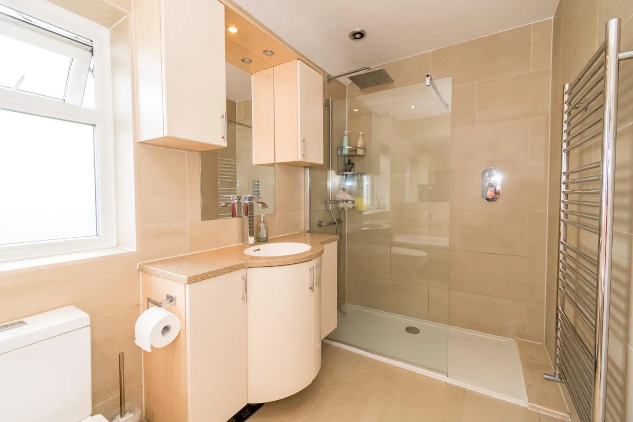 Wimborne Road East, BH22, photo 25